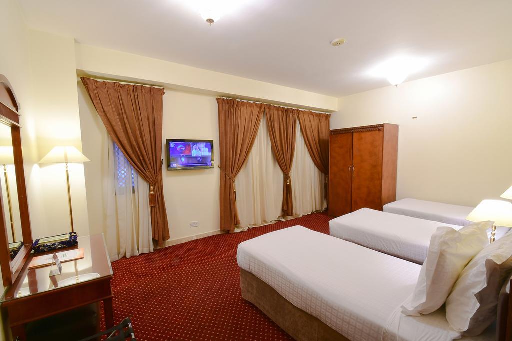 Al Ansar Golden Tulip Hotel Medina Bagian luar foto