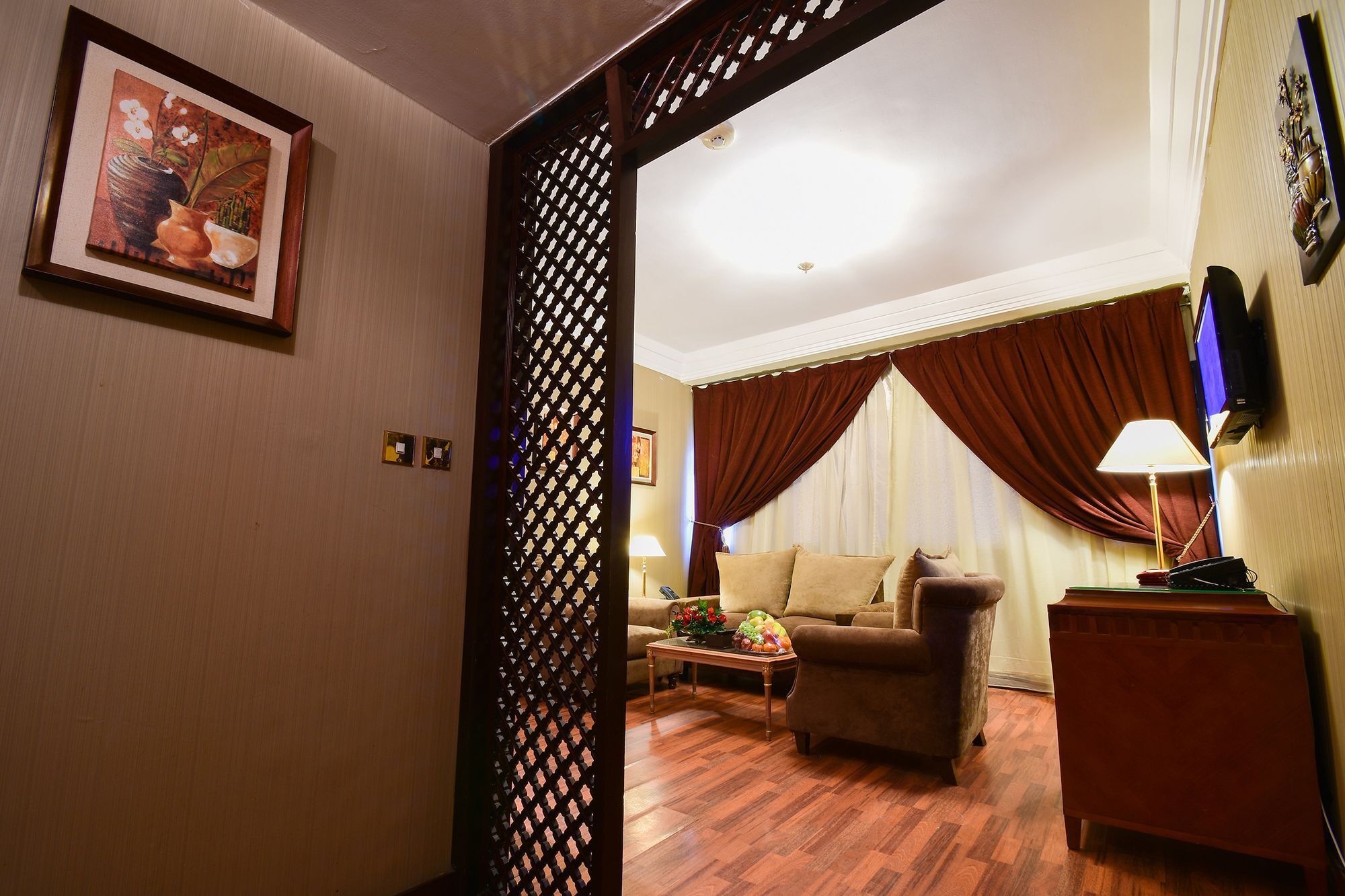 Al Ansar Golden Tulip Hotel Medina Bagian luar foto